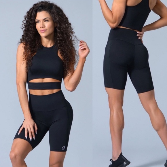 Bombshell Sportswear Pants - Bombshell Sportswear Shape Biker Shorts sz M